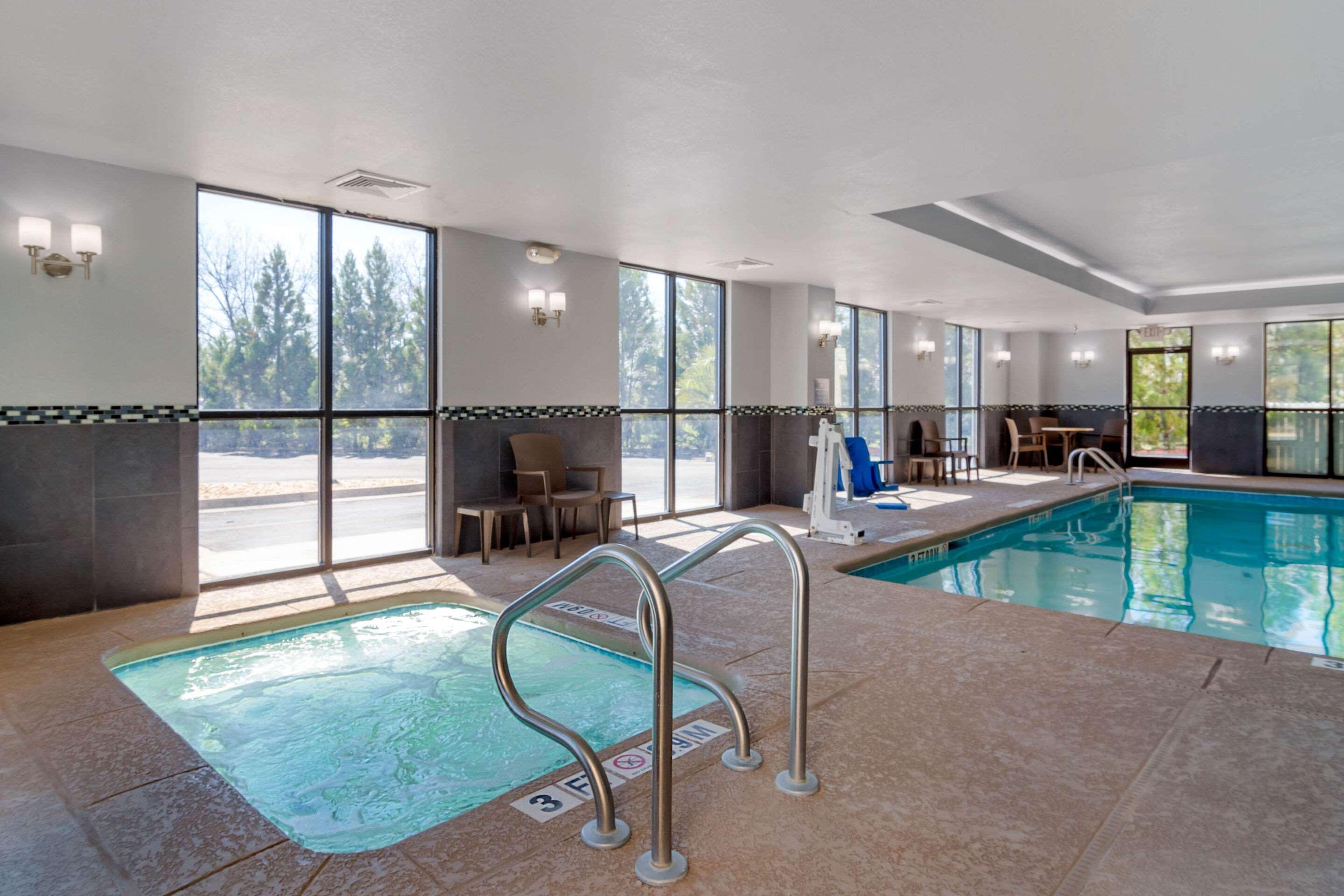 Comfort Suites Byron Warner Robins Exteriör bild
