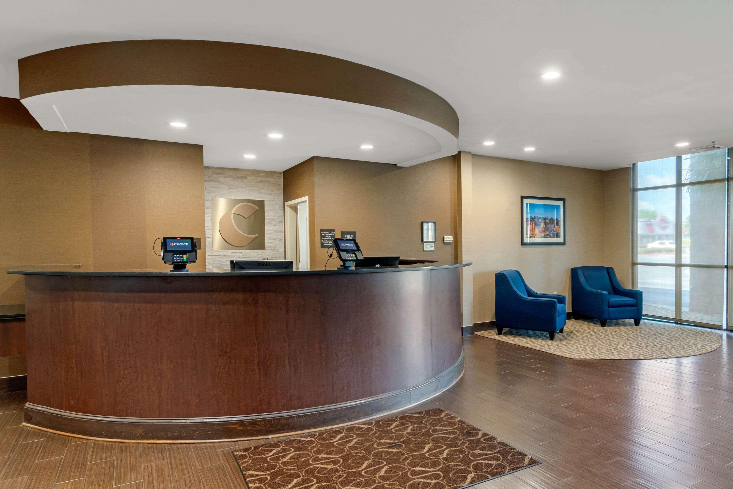 Comfort Suites Byron Warner Robins Exteriör bild
